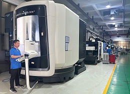 五軸加工中心 XYZ:950*850*650mm （精度：±5μm）