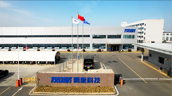 騰旋旋轉(zhuǎn)接頭大門3