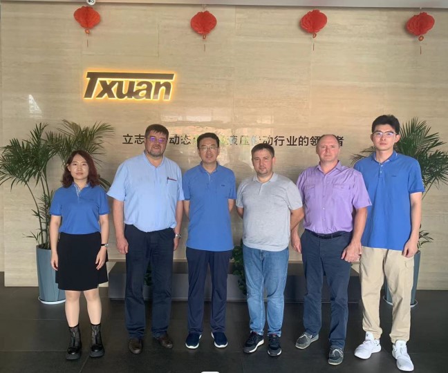 俄羅斯客戶前往郎溪騰旋工廠 俄羅斯客戶前往郎溪騰旋工廠