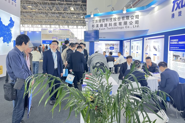 風(fēng)力發(fā)電機(jī)旋轉(zhuǎn)接頭液壓滑環(huán) 風(fēng)力發(fā)電機(jī)旋轉(zhuǎn)接頭液壓滑環(huán)