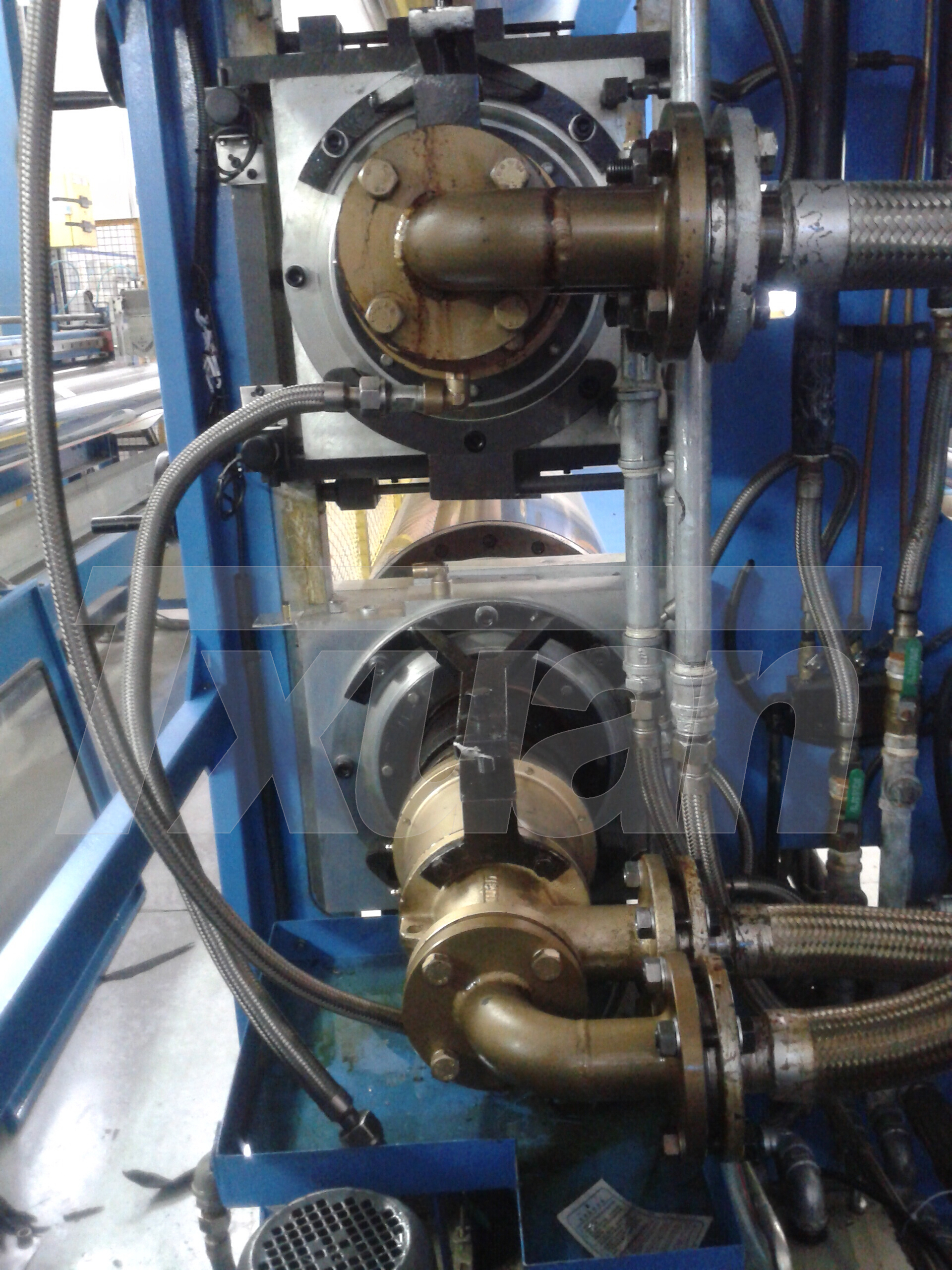 BWL 無紡布燙光機用導熱油旋轉(zhuǎn)接頭應用